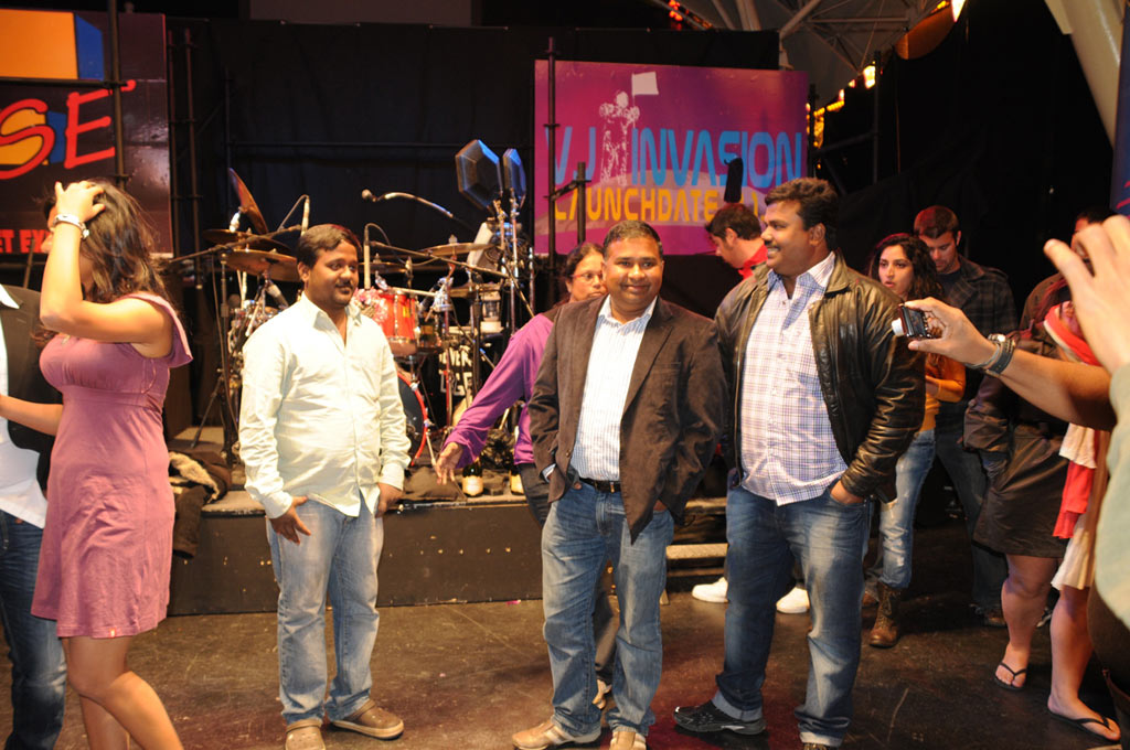 Muppoluthum Un Karpanaigal Remix Oumurai Song Launch Event hd photo