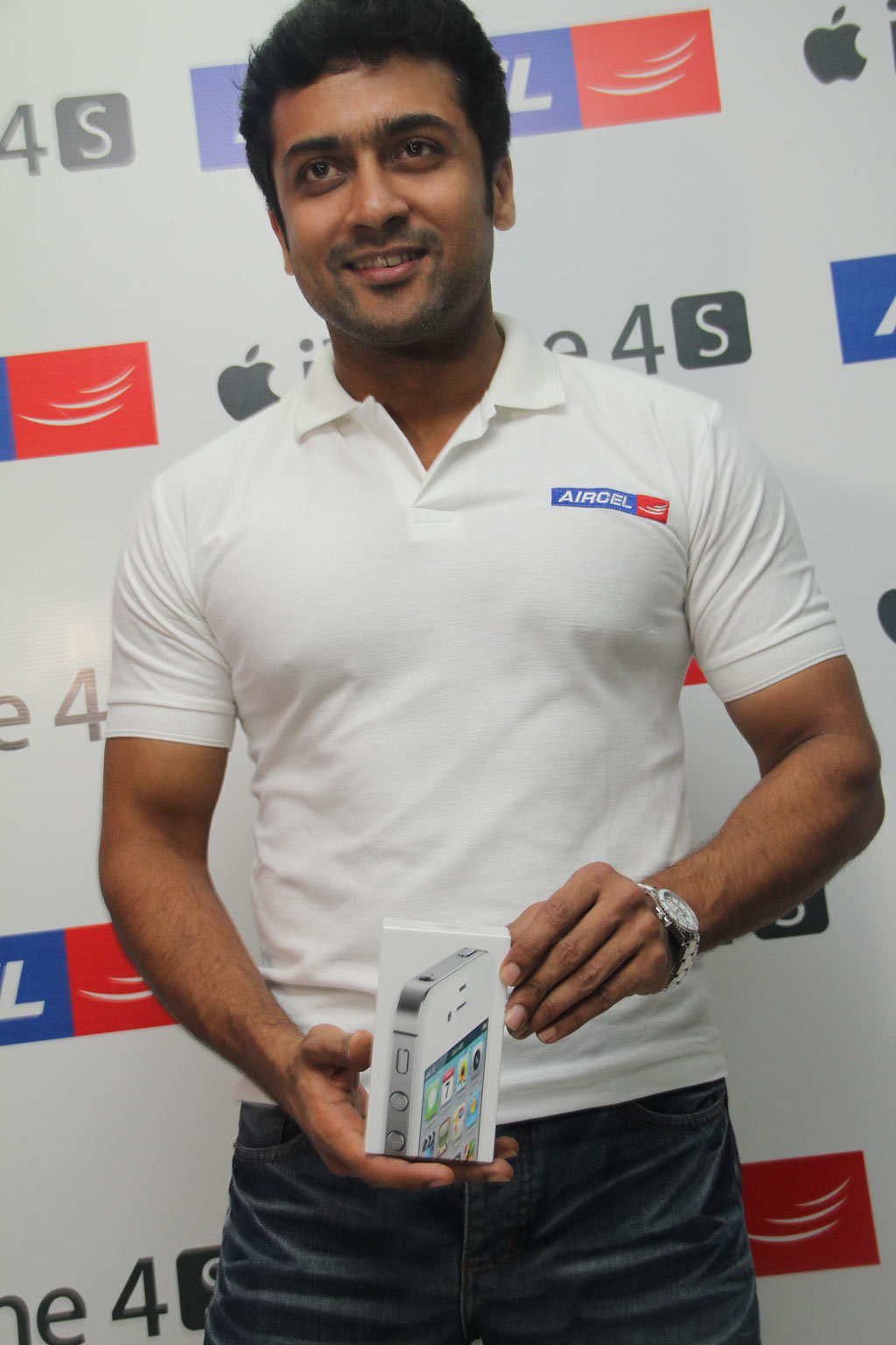 Surya launches Aircel iPhone Event hd photo