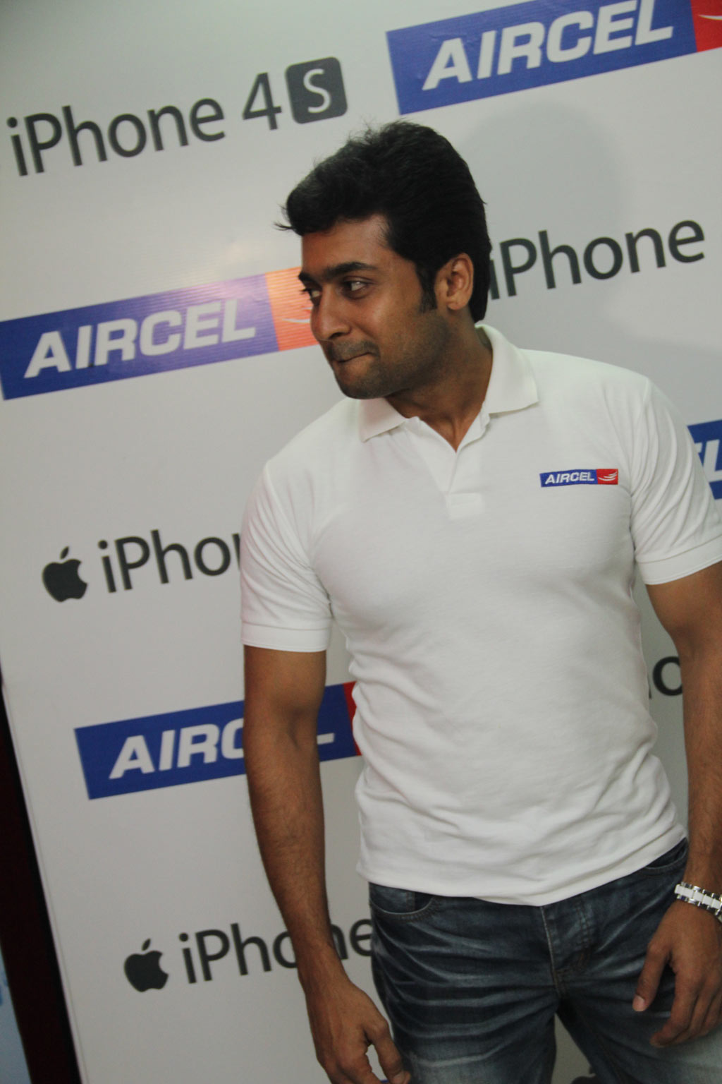 Surya launches Aircel iPhone Event hd photo