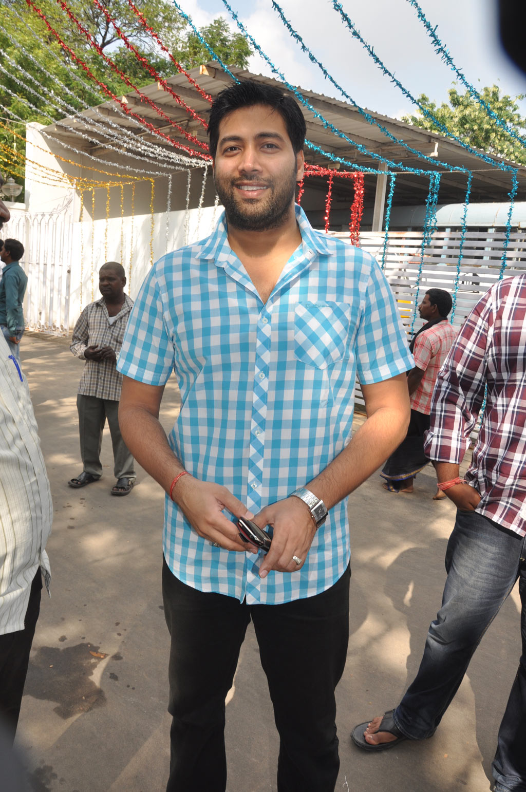 Naan Nallavan Movie Launch Event hd photo