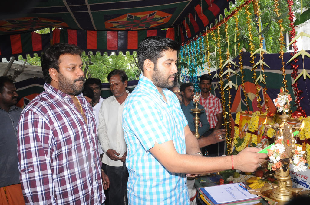 Naan Nallavan Movie Launch Event hd photo