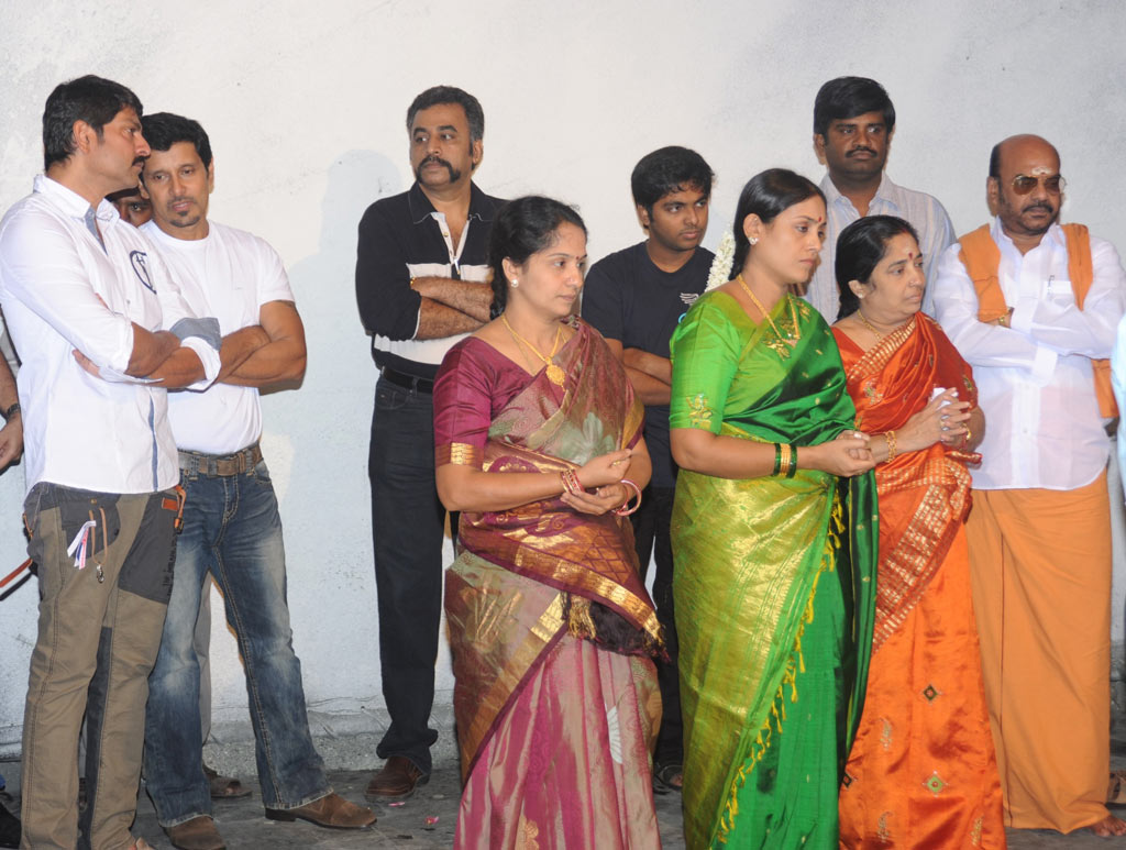 Thandavam Movie Launch Event hd photo