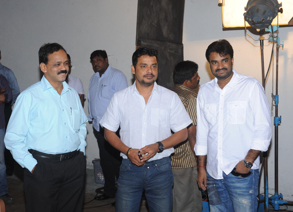 Thandavam Movie Launch Event hd photo