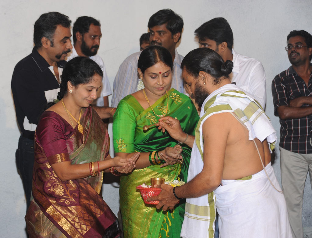 Thandavam Movie Launch Event hd photo