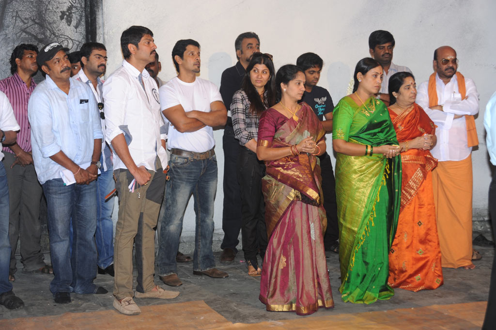 Thandavam Movie Launch Event hd photo