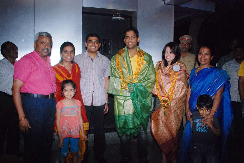 MS Dhoni watches Force Movie at Four Frames Event hd photo