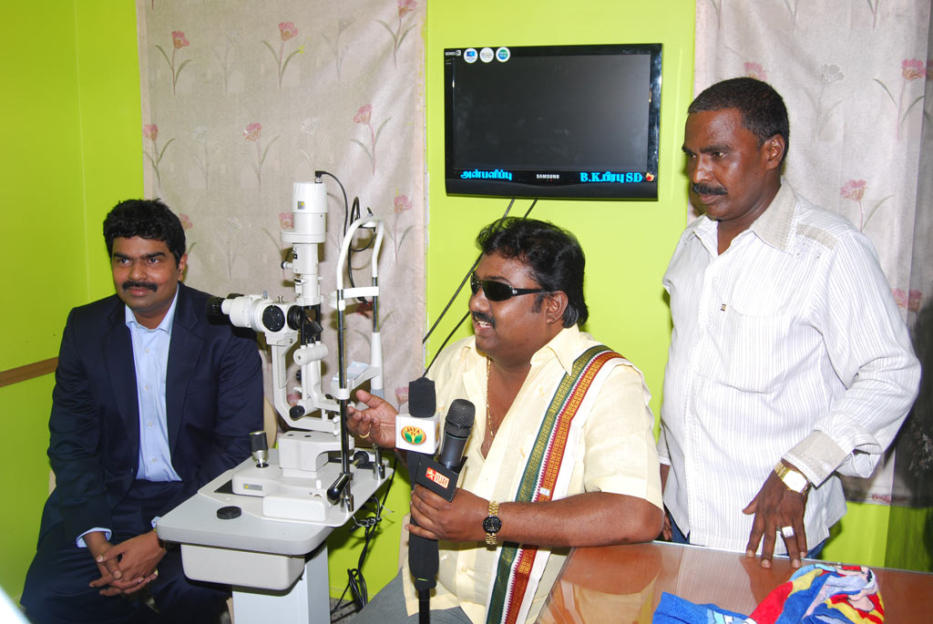 Free Eye Camp Event Event hd photo
