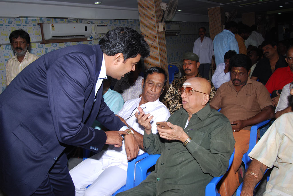 Free Eye Camp Event Event hd photo