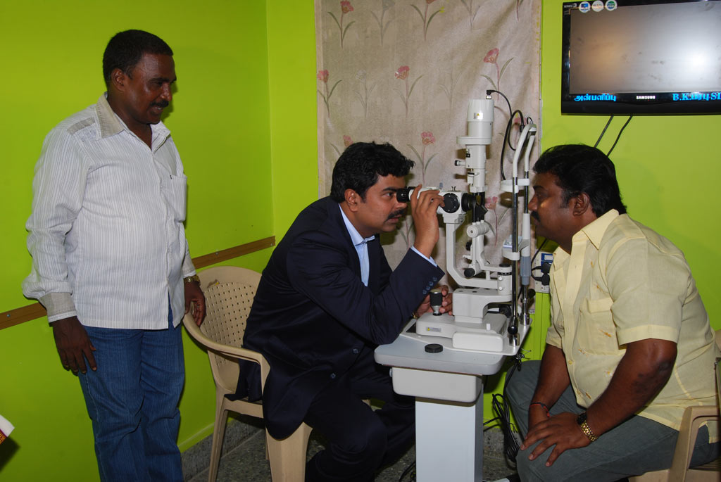 Free Eye Camp Event Event hd photo