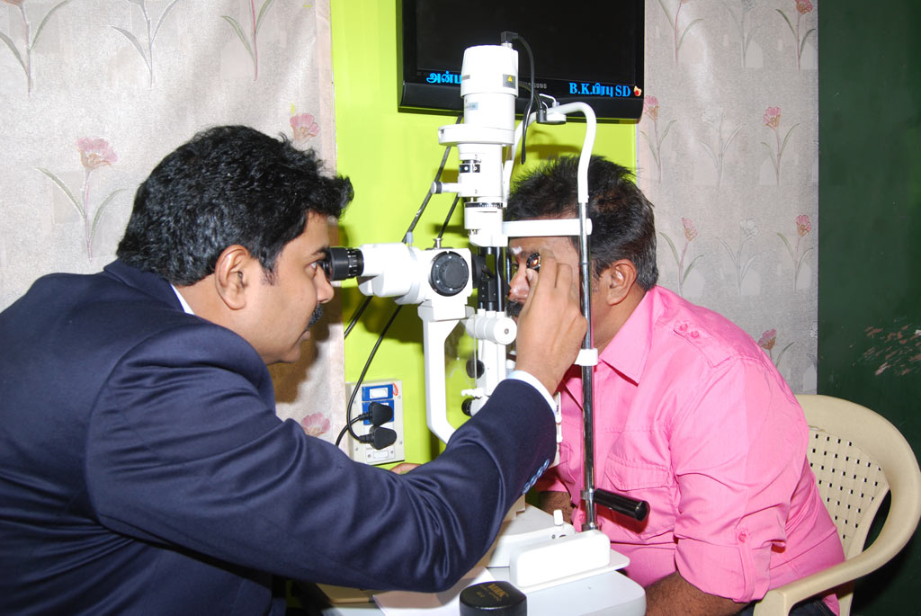 Free Eye Camp Event Event hd photo