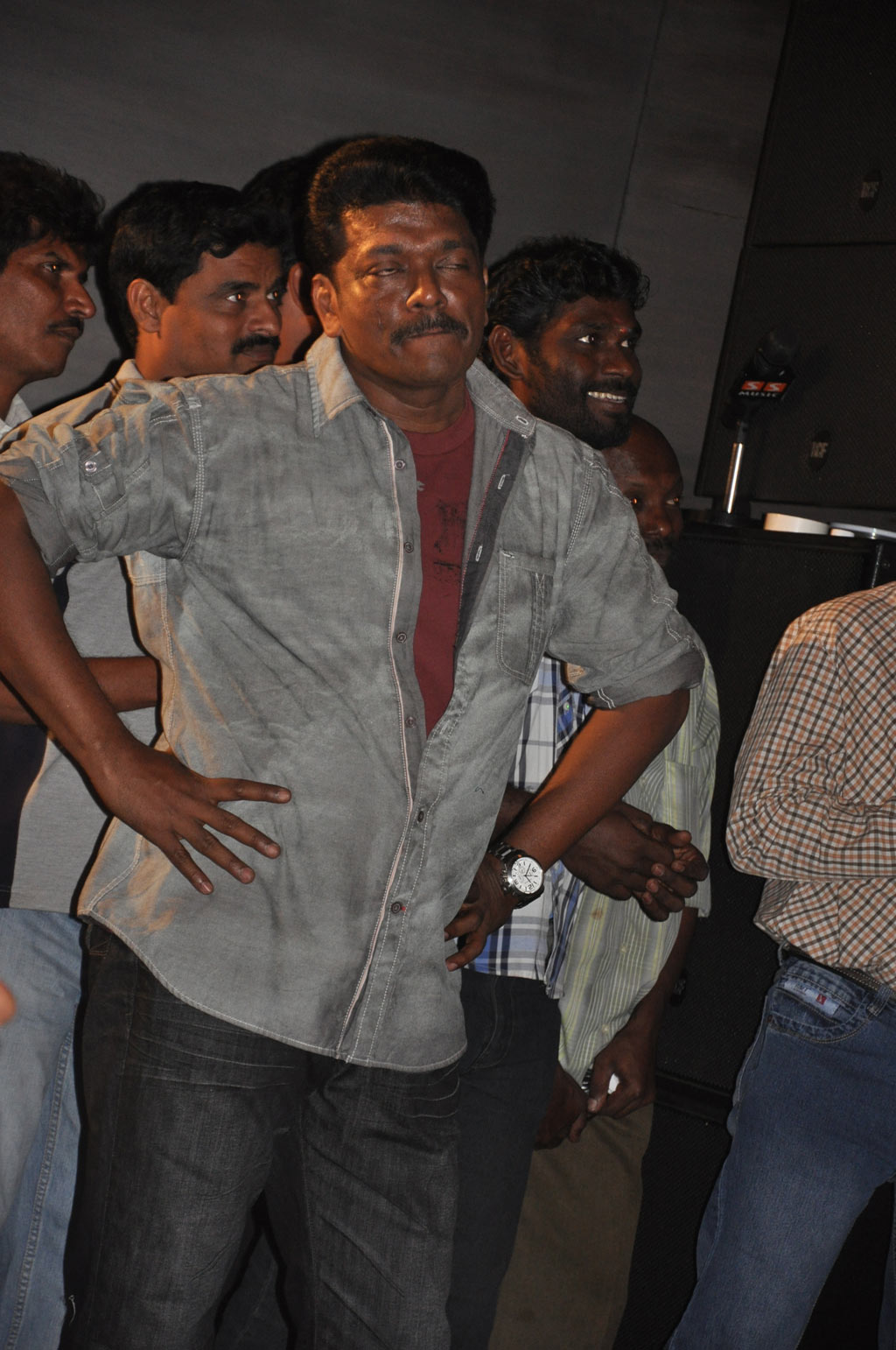 Viththagan Audio Launch Event hd photo