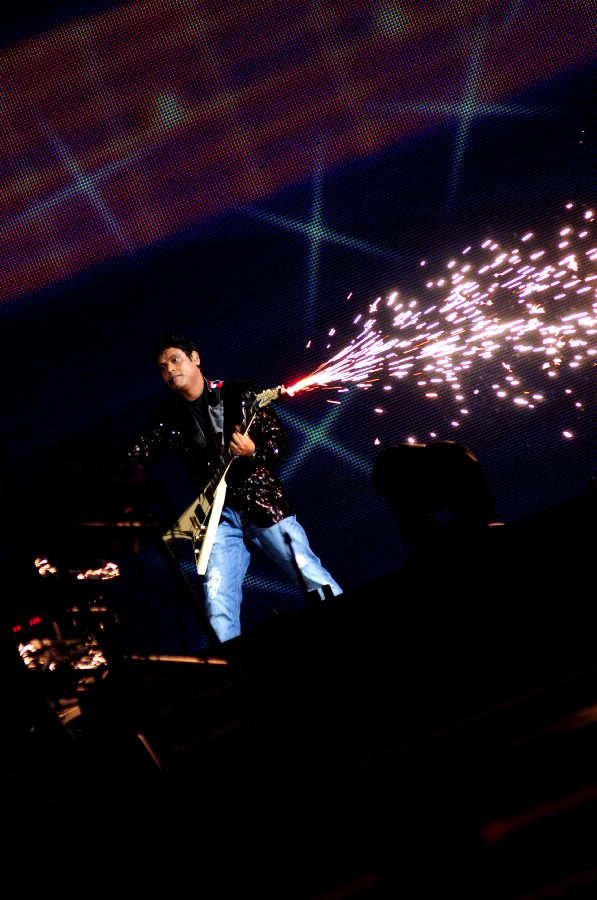 Harris On the Edge Music Concert Stills Event hd photo