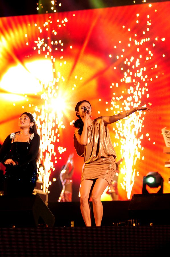Harris On the Edge Music Concert Stills Event hd photo