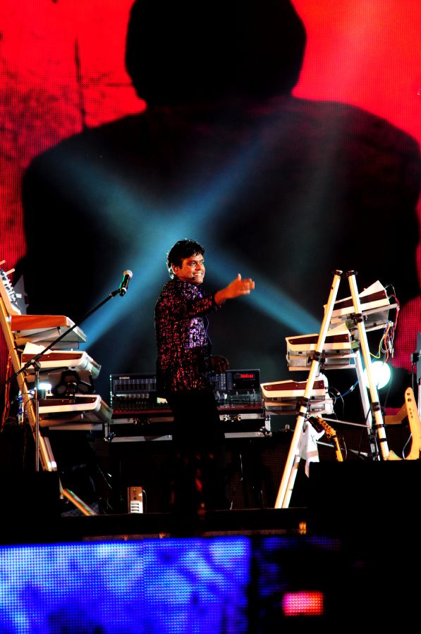 Harris On the Edge Music Concert Stills Event hd photo