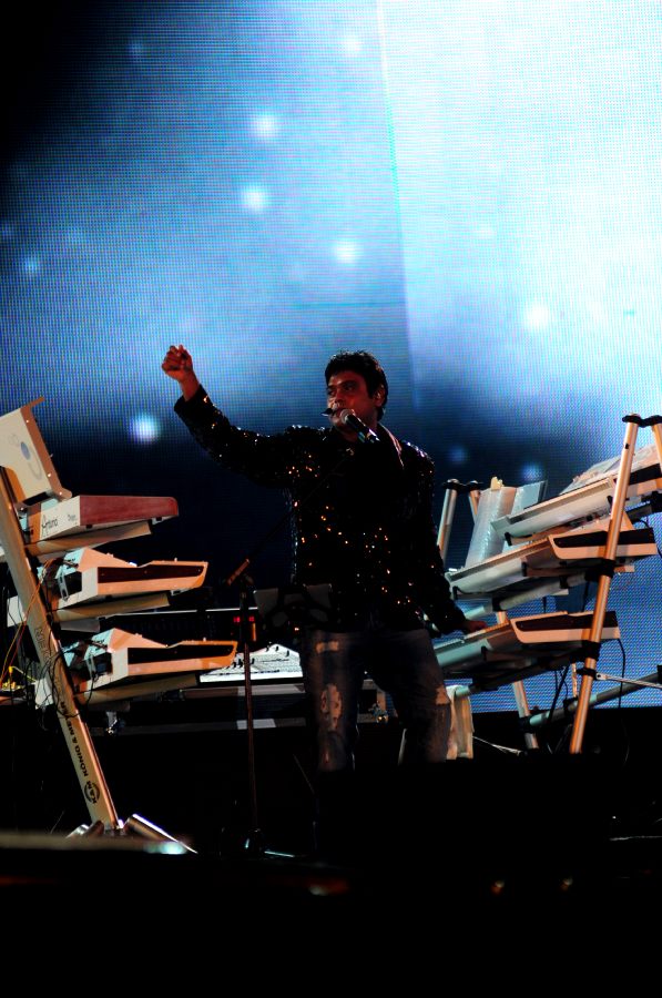 Harris On the Edge Music Concert Stills Event hd photo