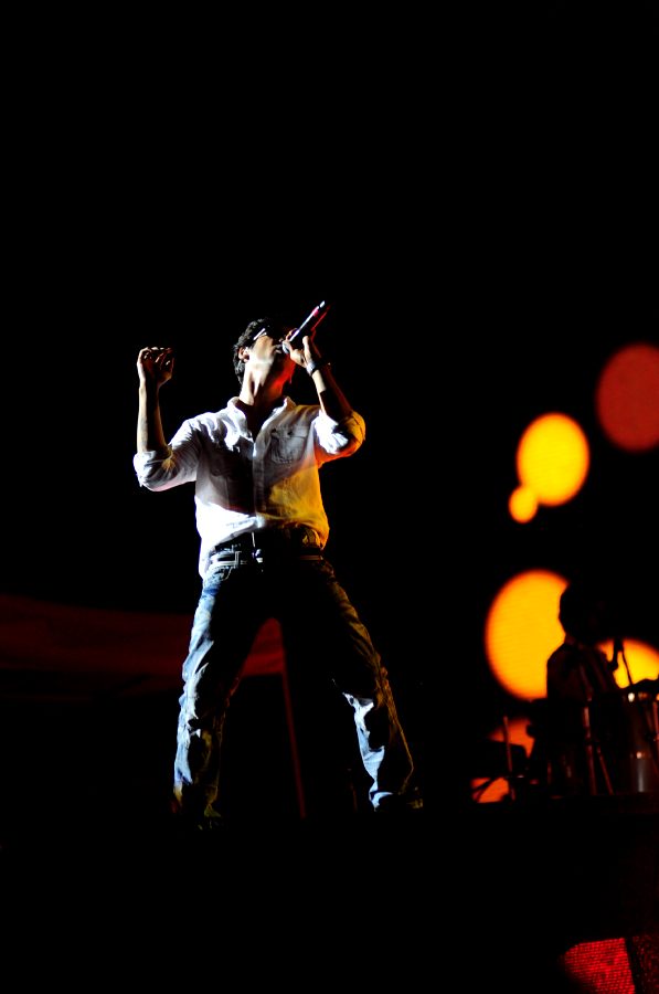 Harris On the Edge Music Concert Stills Event hd photo