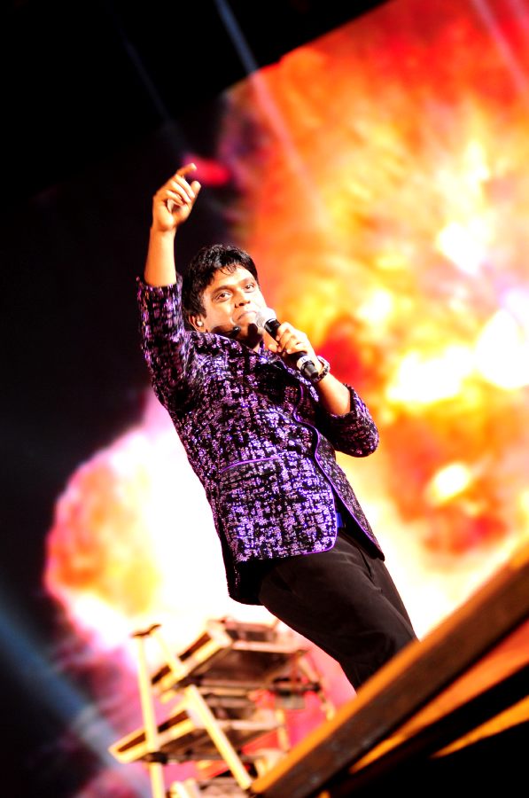Harris On the Edge Music Concert Stills Event hd photo