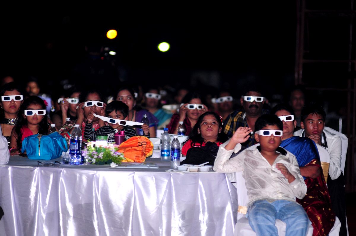 Harris On the Edge Music Concert Stills Event hd photo