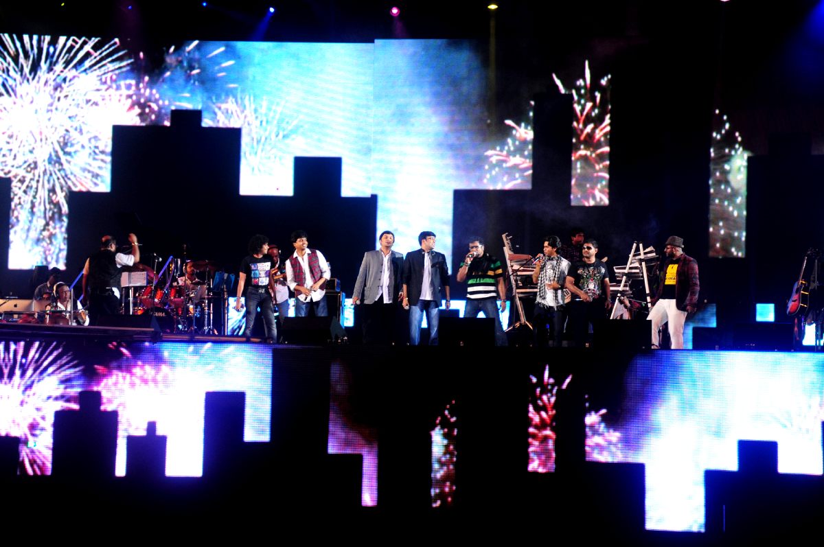Harris On the Edge Music Concert Stills Event hd photo