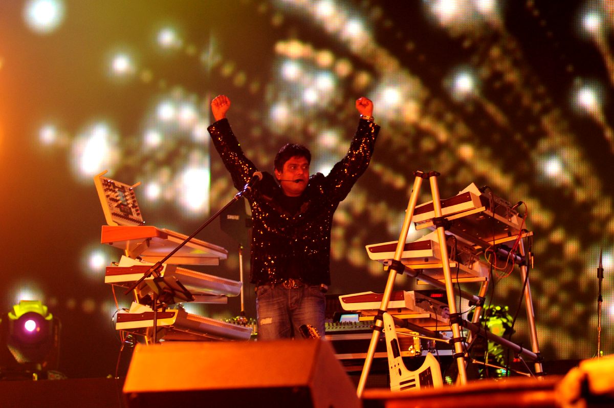 Harris On the Edge Music Concert Stills Event hd photo
