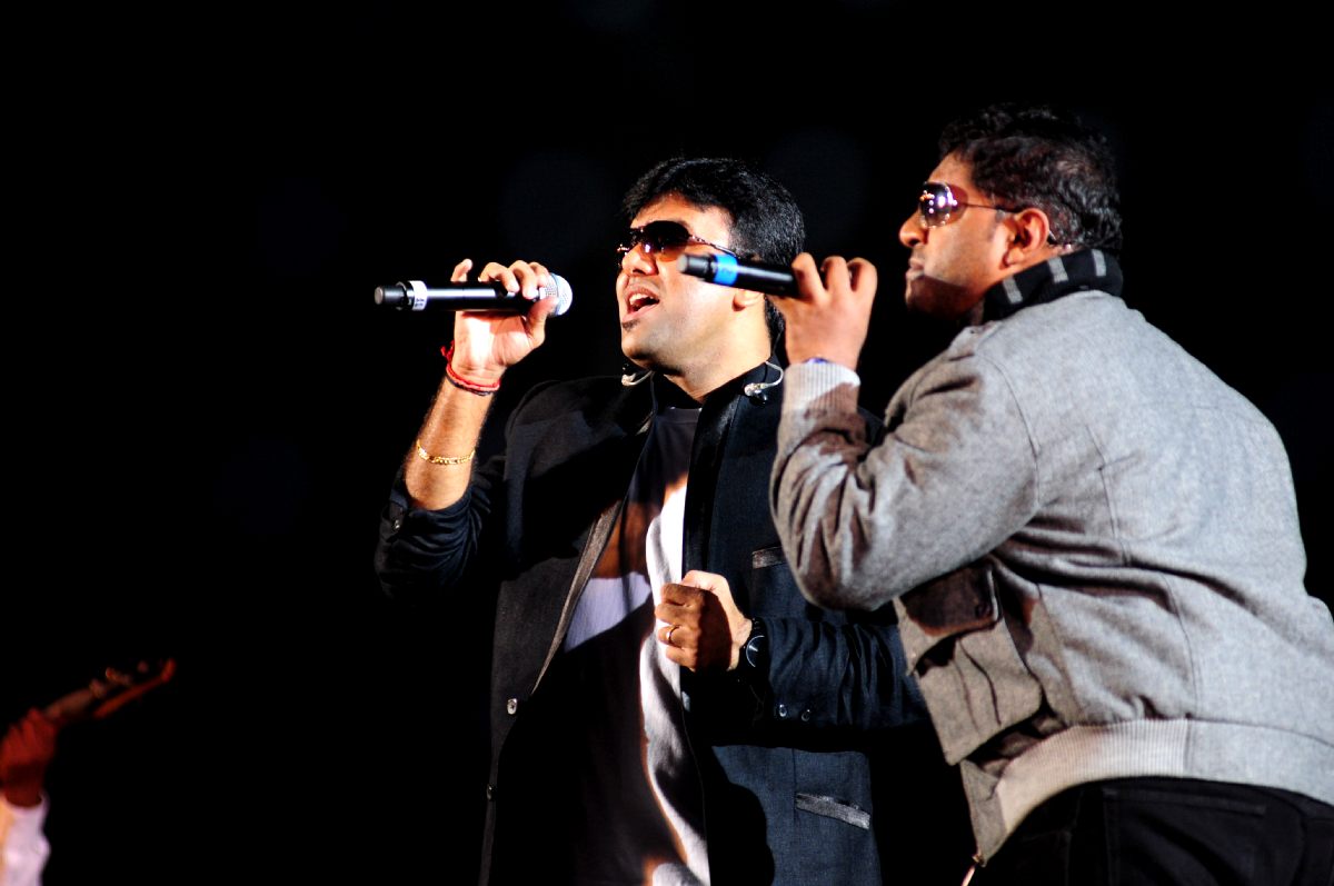 Harris On the Edge Music Concert Stills Event hd photo
