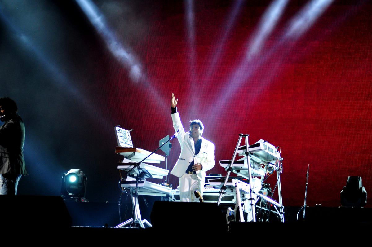 Harris On the Edge Music Concert Stills Event hd photo