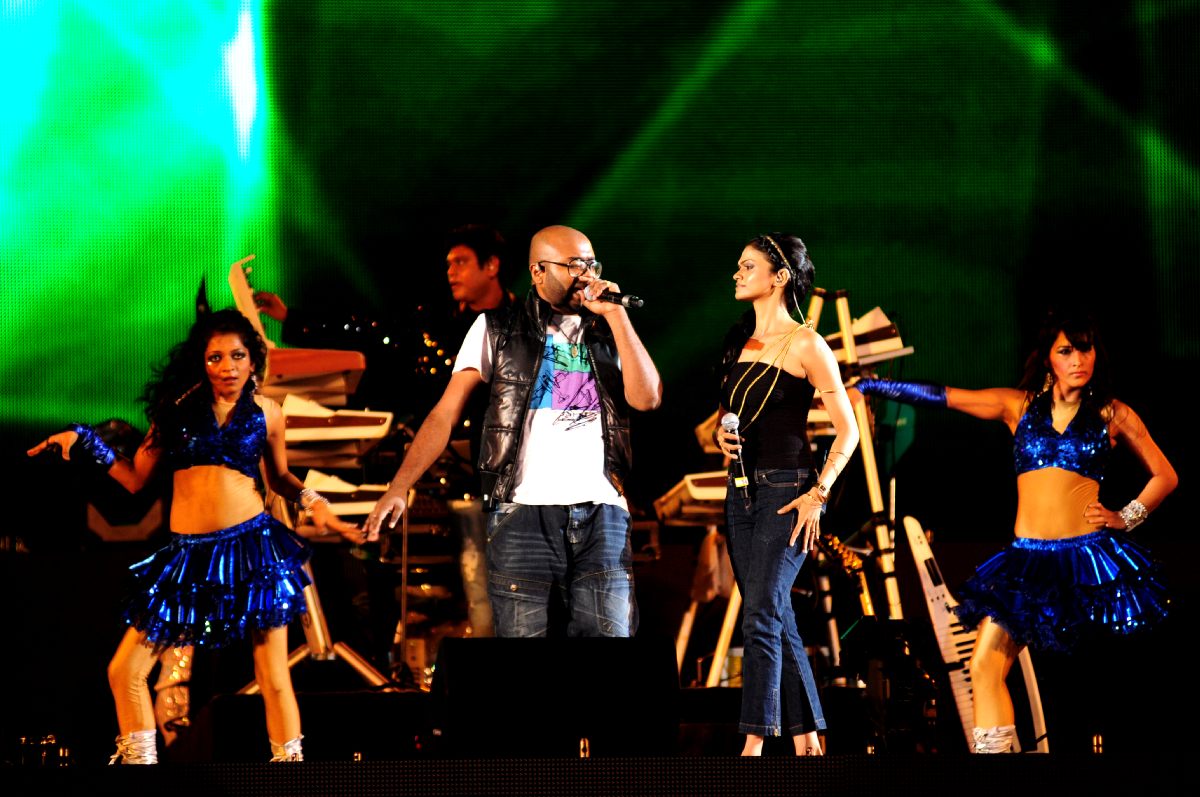 Harris On the Edge Music Concert Stills Event hd photo