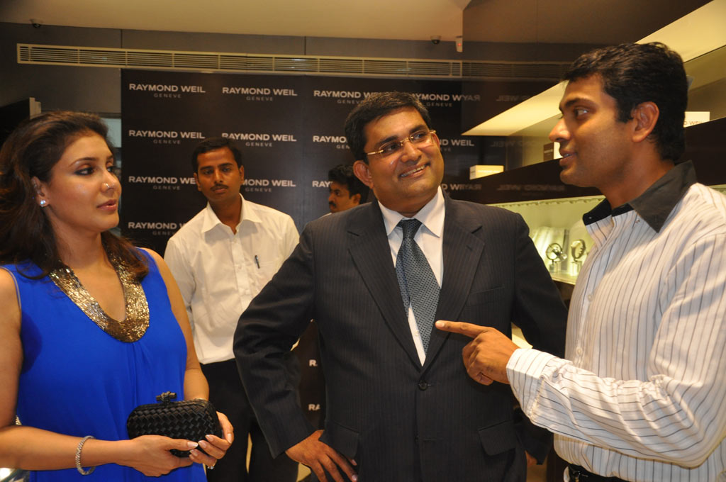Narain Launches RayMond Weil Watches Event Event hd photo