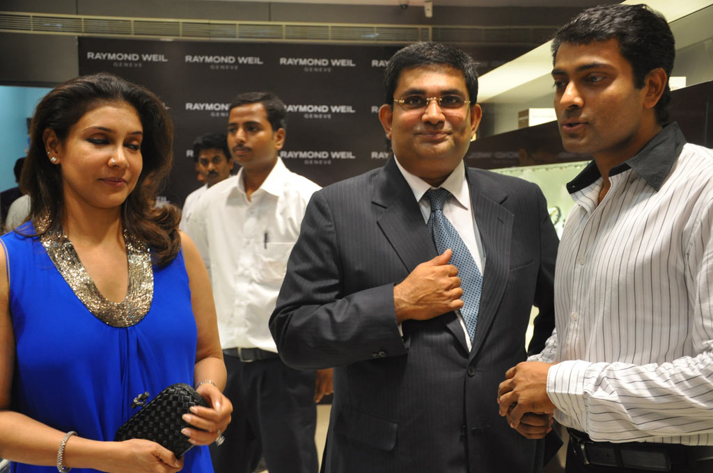Narain Launches RayMond Weil Watches Event Event hd photo