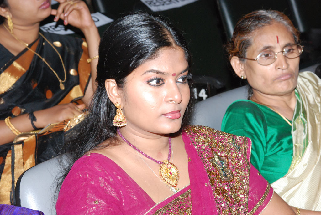 Tv Actress Ammu At Bharathanatya Arangetram Stills Event hd photo