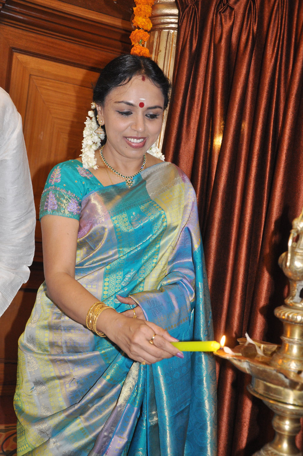 Launching of Cell Muzik Event hd photo