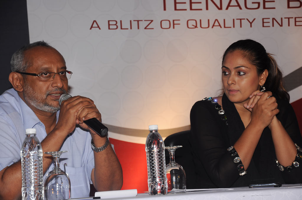Simran at Teenage Bonanza Event hd photo