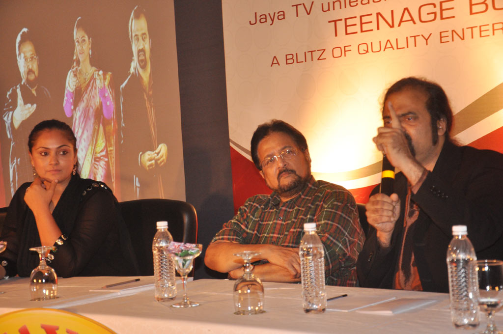 Simran at Teenage Bonanza Event hd photo