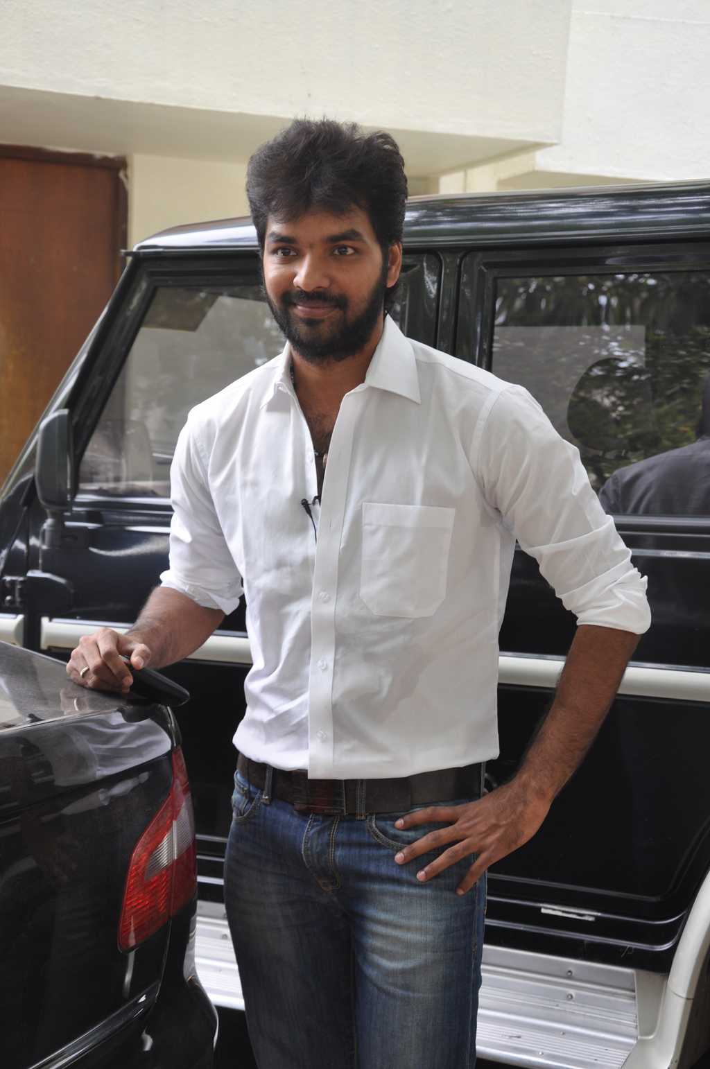 Engeyum Epothum Press Meet Event hd photo
