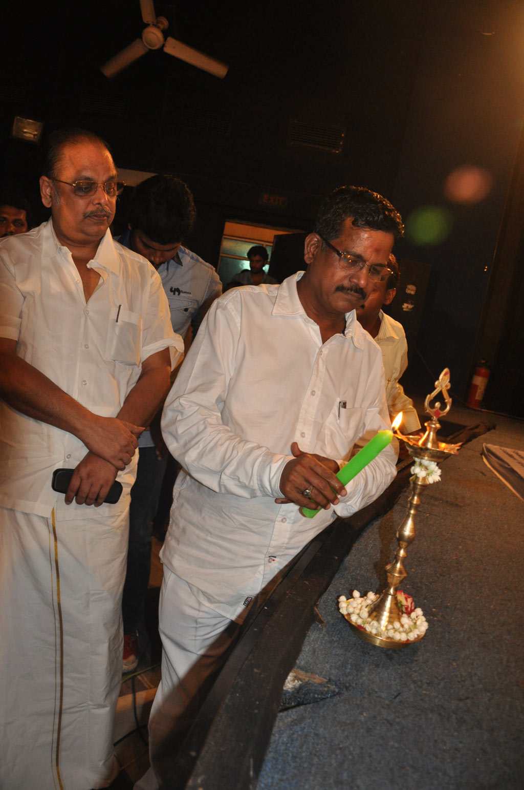 Unathu Vizhiyil Audio Launch Event hd photo