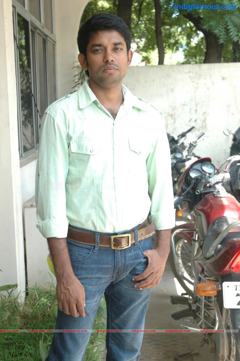 Engeyum Eppothu Premiere Show Event hd photo