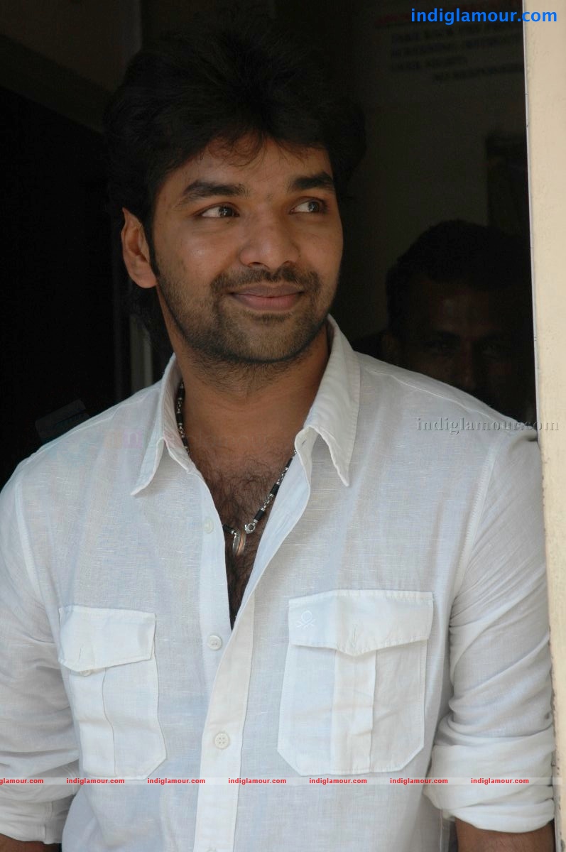 Engeyum Eppothu Premiere Show Event hd photo
