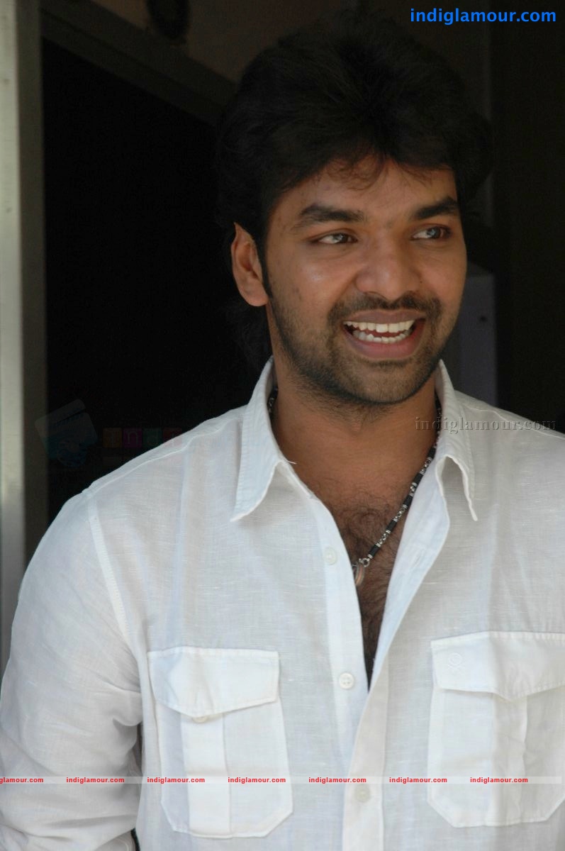 Engeyum Eppothu Premiere Show Event hd photo