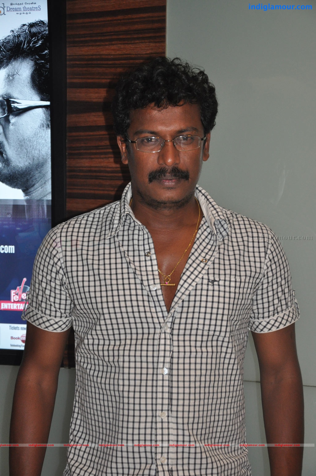 Vanthaan Ventraan Premiere Show Event hd photo