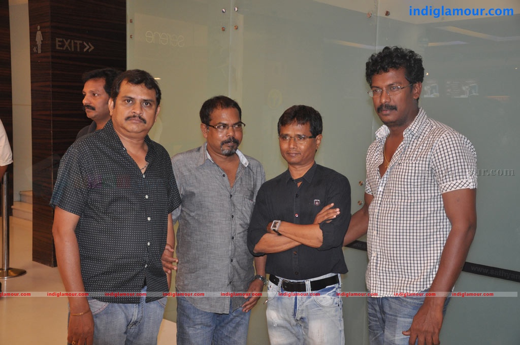 Vanthaan Ventraan Premiere Show Event hd photo