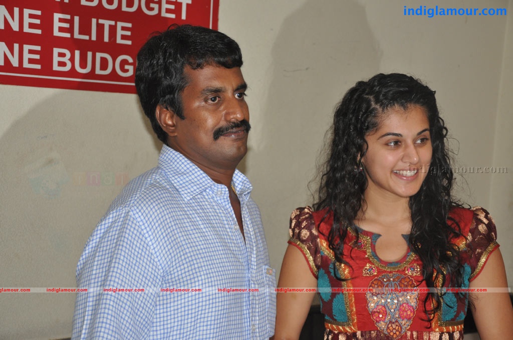 Vanthaan Ventraan Premiere Show Event hd photo