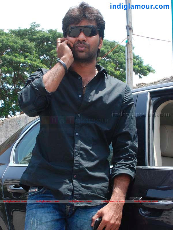Engeyum Eppothum Press Show Event hd photo