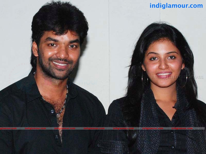 Engeyum Eppothum Press Show Event hd photo