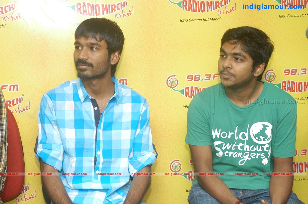 Mayakkam Enna Audio Release Event hd photo
