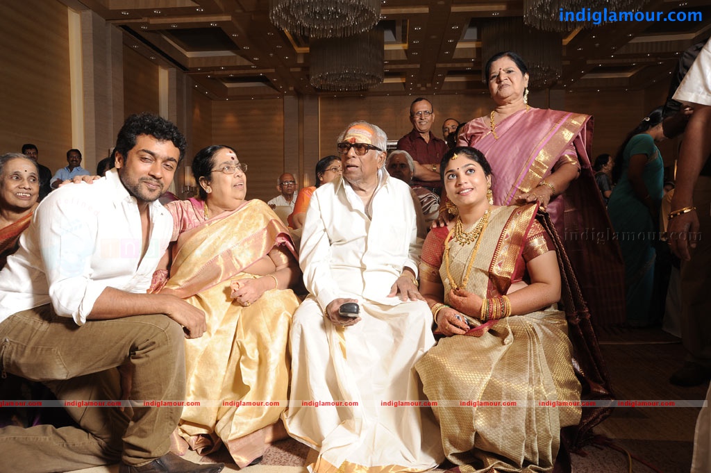 Satheesh and Anjali Engagement Event hd photo
