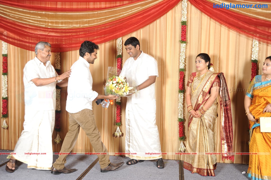 Satheesh and Anjali Engagement Event hd photo