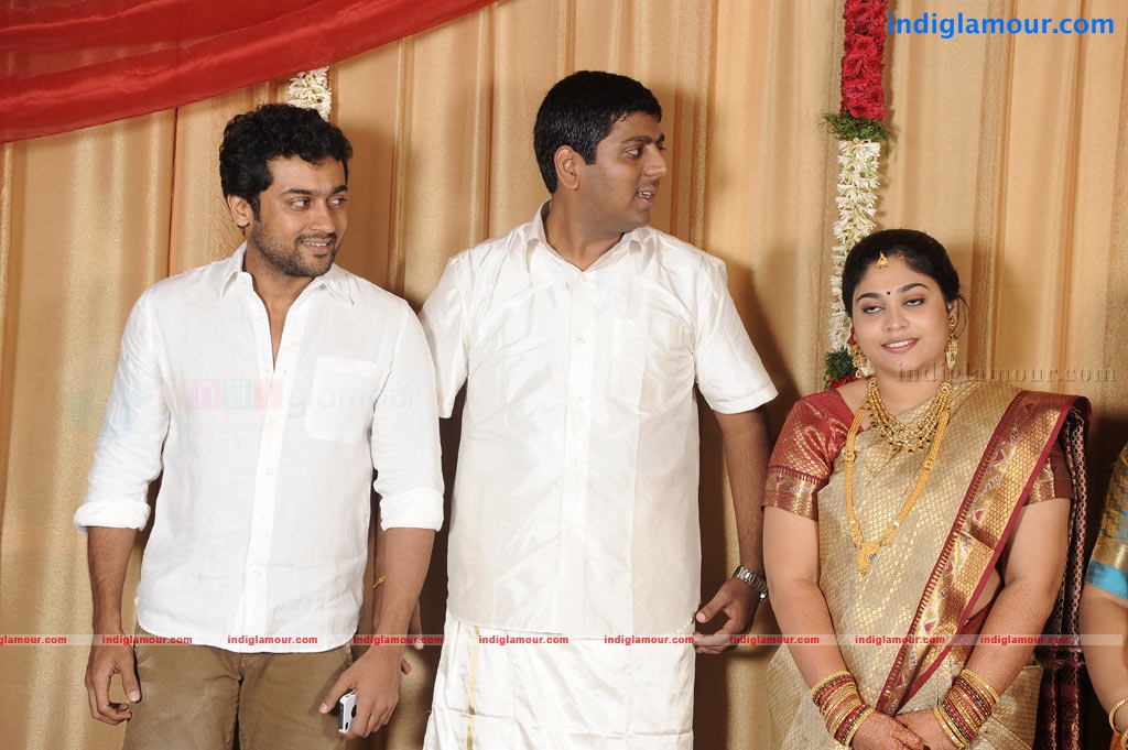 Satheesh and Anjali Engagement Event hd photo