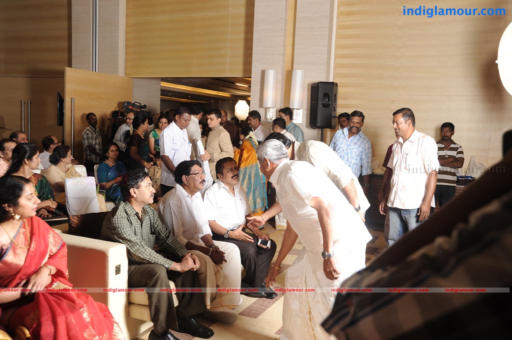 Satheesh and Anjali Engagement Event hd photo