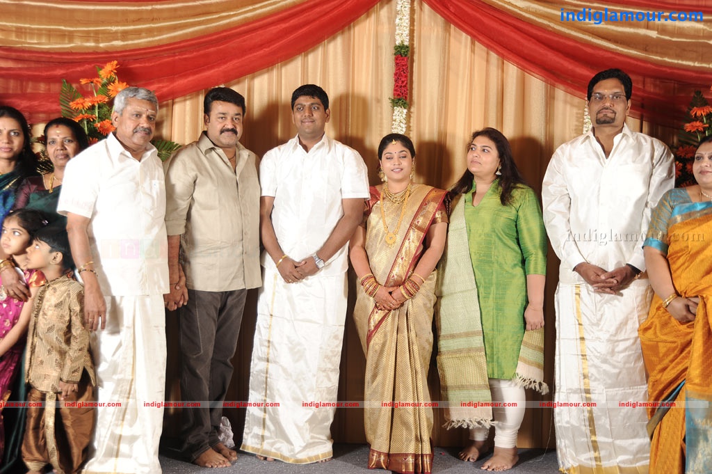 Satheesh and Anjali Engagement Event hd photo