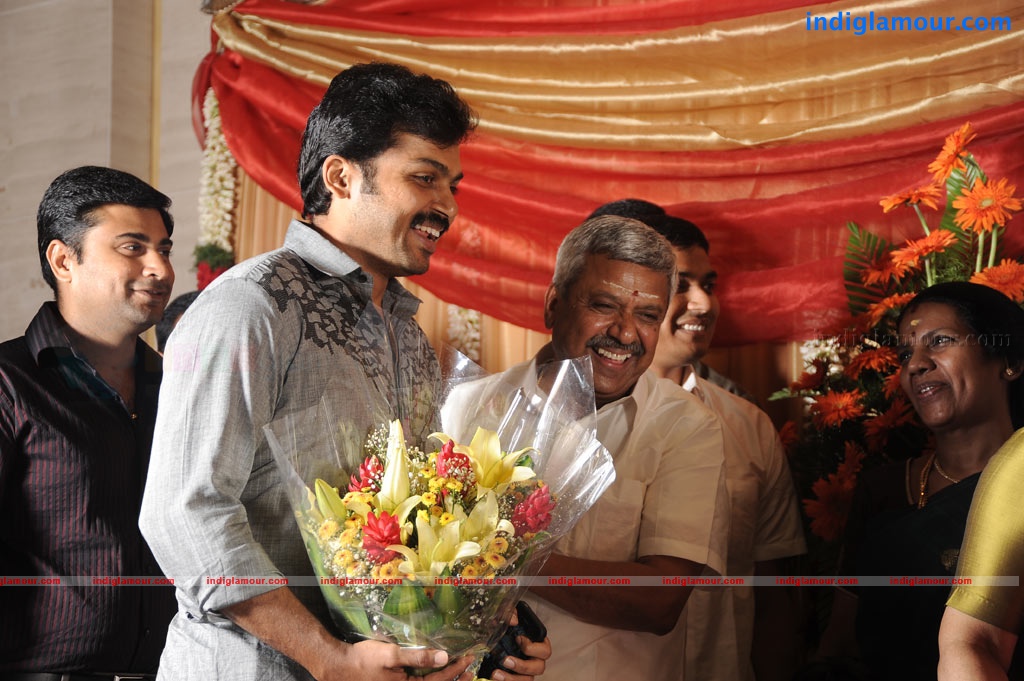 Satheesh and Anjali Engagement Event hd photo